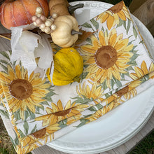 Load image into Gallery viewer, Mahogany Sunflower Napkin Set
