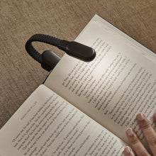 Load image into Gallery viewer, Kikkerland Rechargeable Clip Book Light
