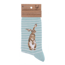 Load image into Gallery viewer, Wrendale Hare and the Bee Socks
