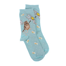 Load image into Gallery viewer, Wrendale Oops a Daisy Socks
